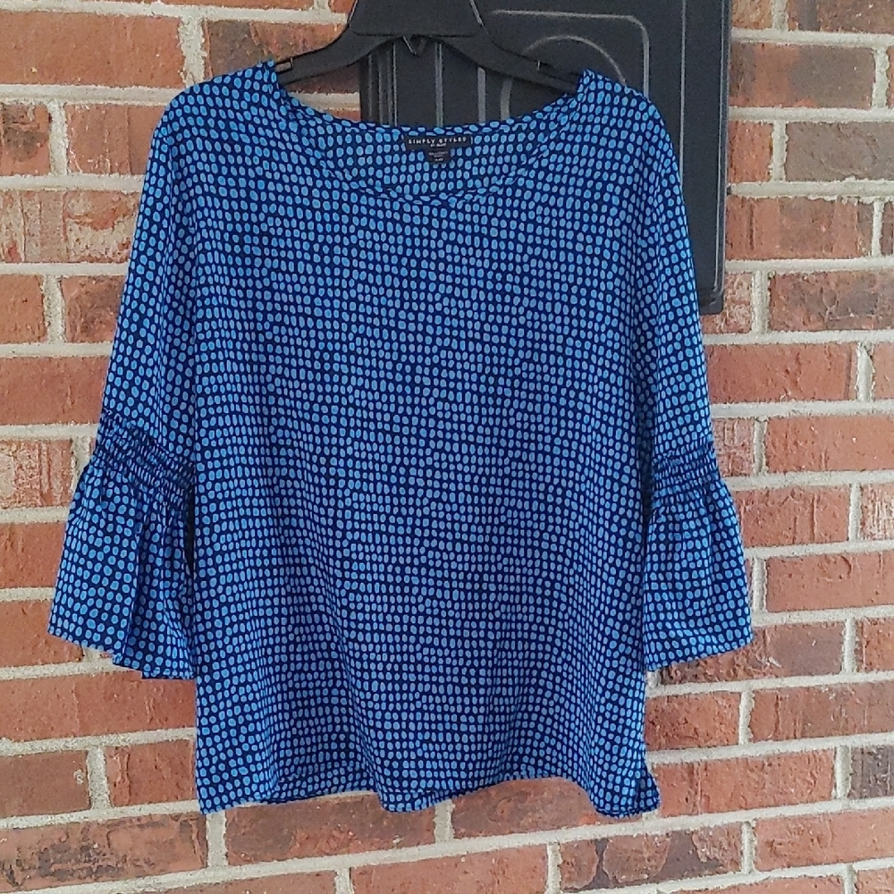 Simply Styled by Sears Boxy Smocked Bell Sleeve Dot Blouse Size XL